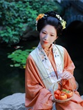 YITUYU艺图语 2025.01.01 如梦令 别秋月(17)
